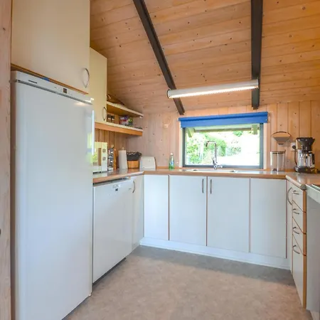 3 Bedroom Cozy In Hejls